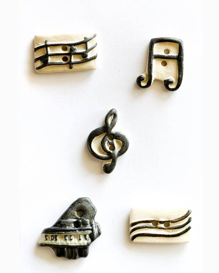 IB Novelty Buttons - Medium Size 5 Piece Sets