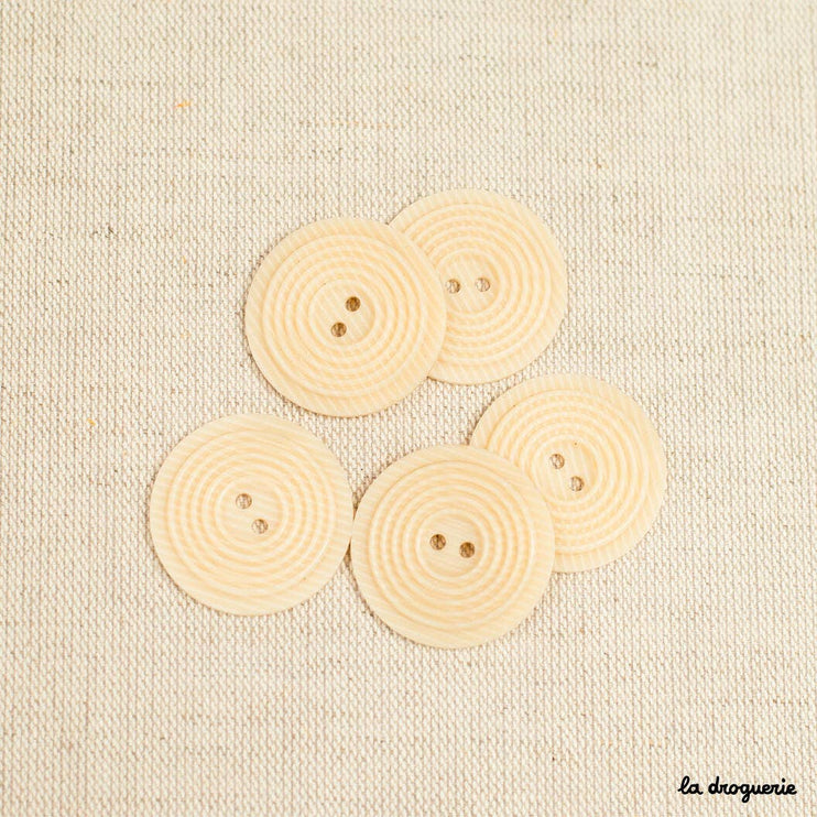 Circled Sand Grain Button 2 Holes 31 mm