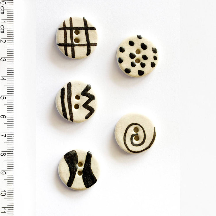 IB Fashion Buttons - Medium Size 5 Piece Sets