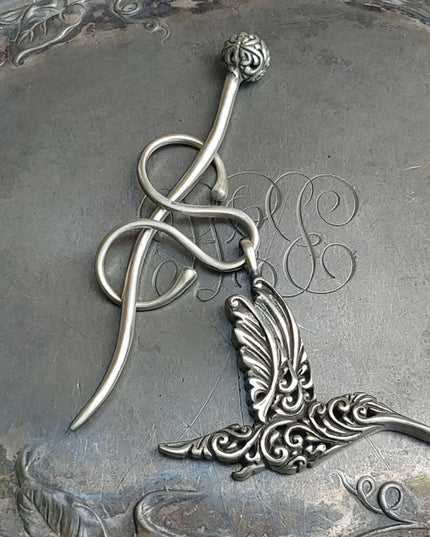 JUL Filigree Charm Lock Shawl Pin