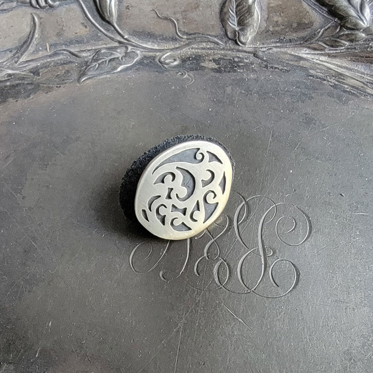 JUL Modern Ornate Circle Stud Button