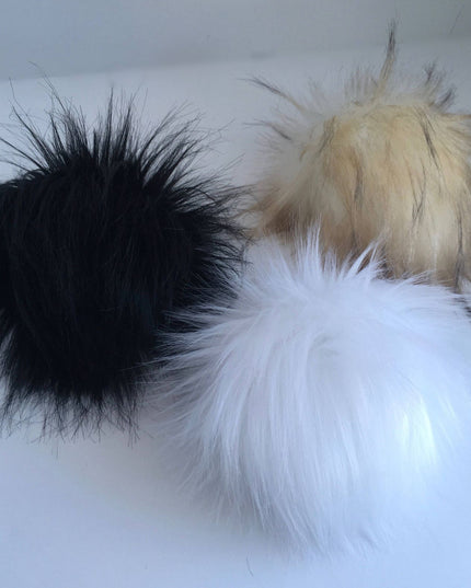 Pom Pom with Snap-Luxury Faux Fur