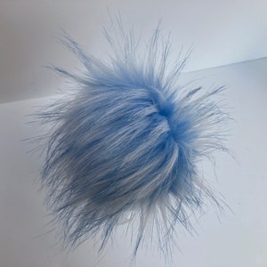 Pom Pom with Snap-Luxury Faux Fur